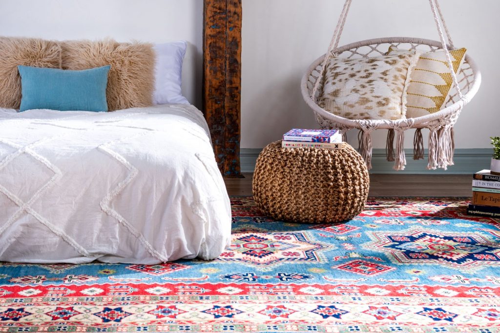 How to Choose the Right Color Rug for Your Bedroom插图1