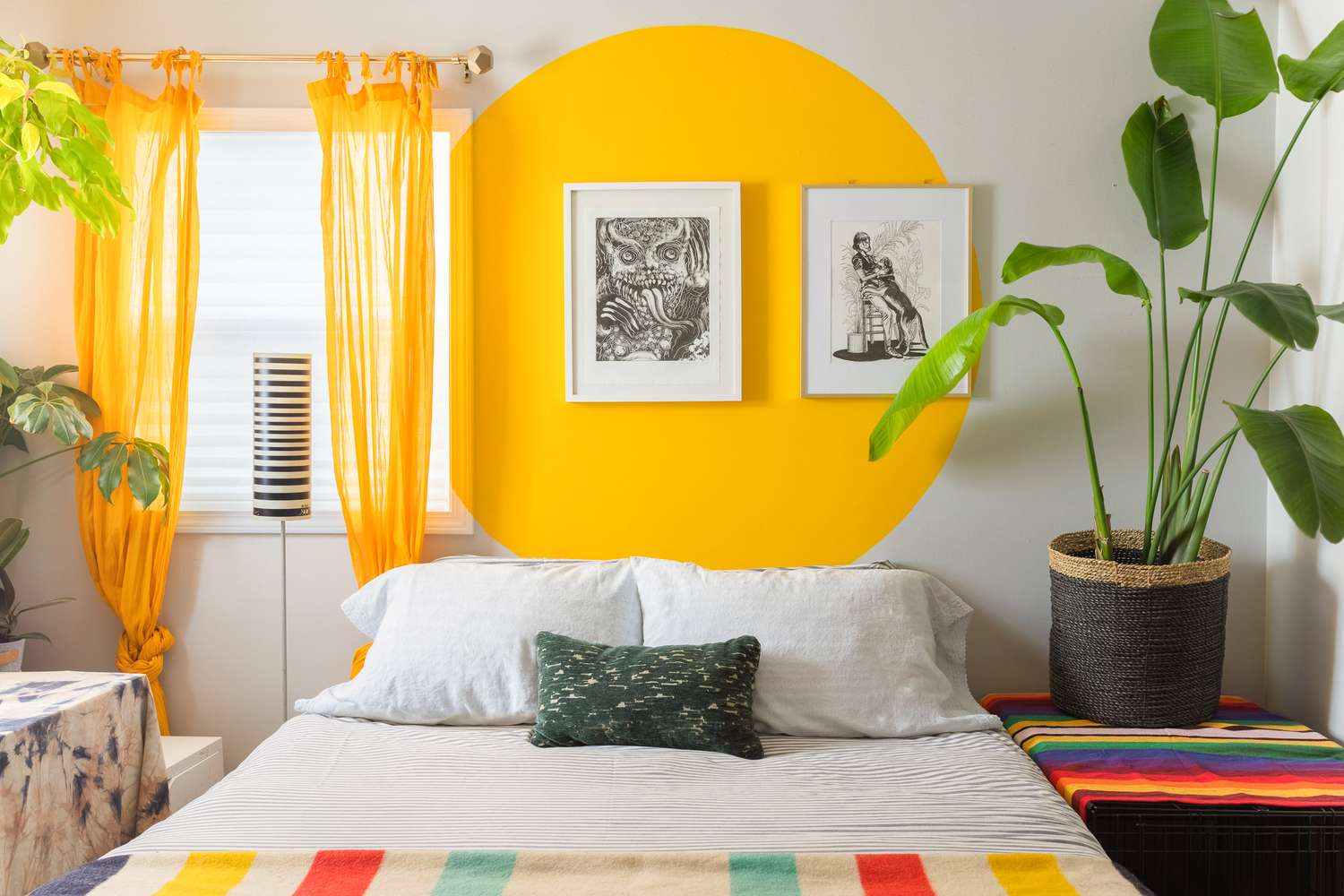 Finding the Perfect Colors to Enhance Your Bedroom缩略图