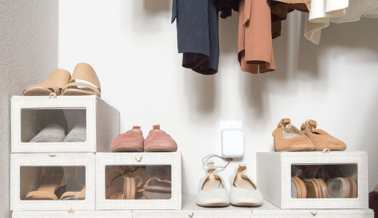 10 Smart Ways to Store Shoes on Your Closet Door插图1
