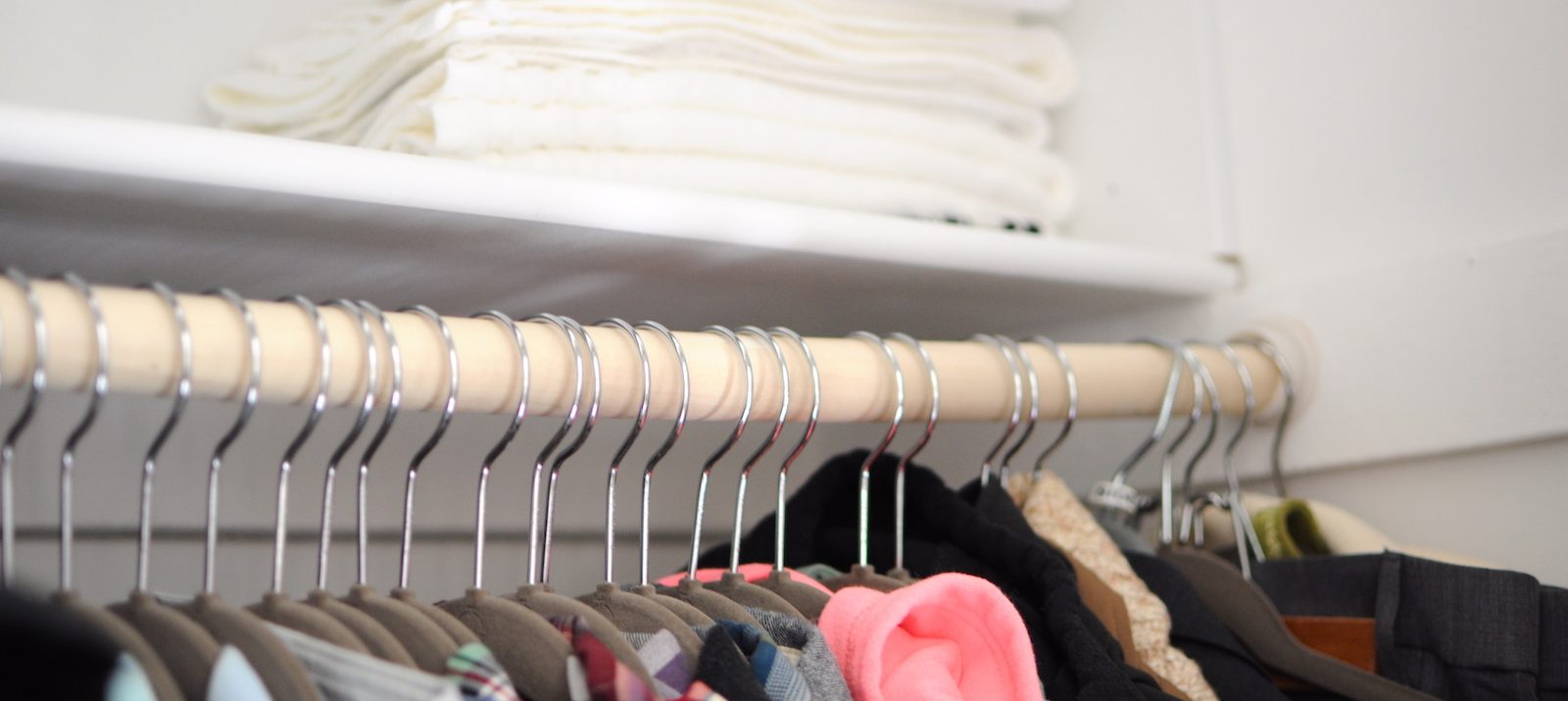 Closets Too Small? Try These Space-Saving Hacks!插图3