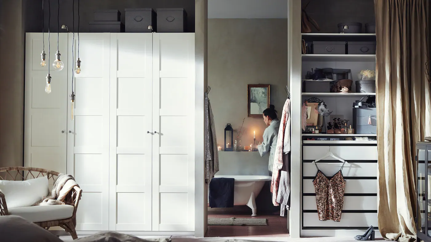 How Can Bifold Closet Doors Create More Space?