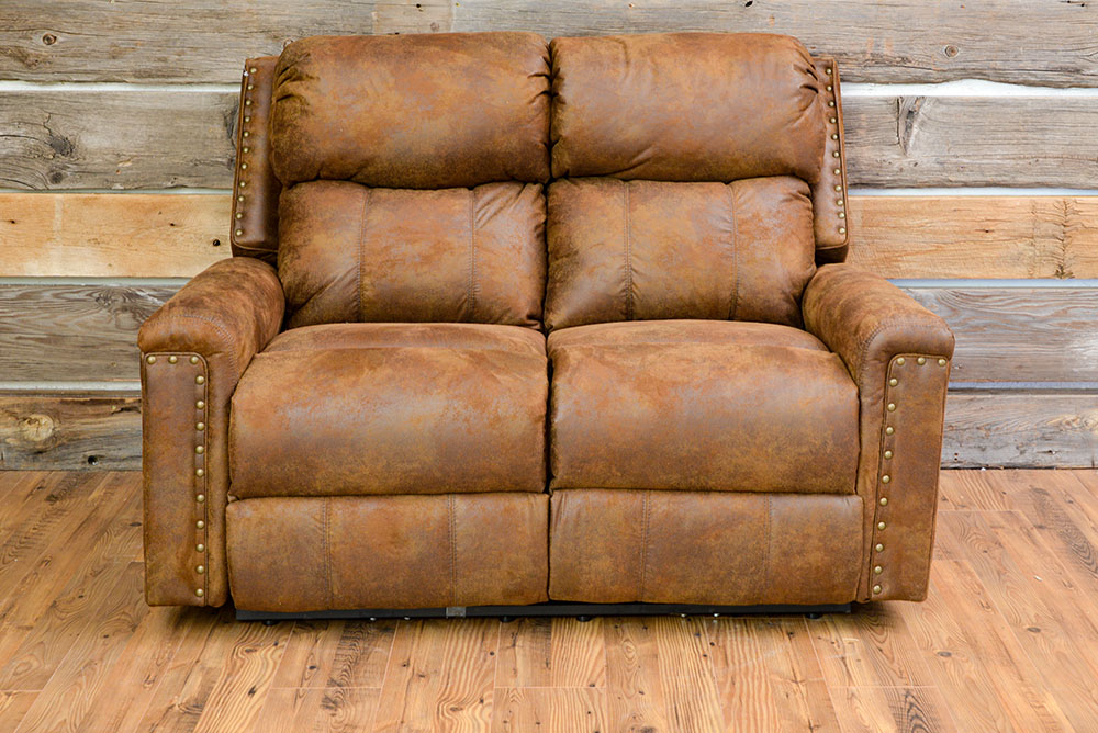 Embracing Comfort with a Leather Loveseat Recliner缩略图