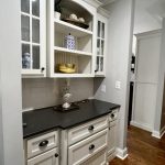 Sophisticated Simplicity: Designing an Agreeable Gray Kitchen