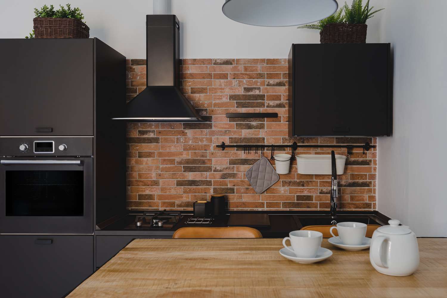 black appliances kitchen