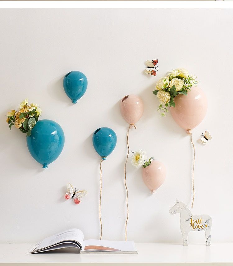 Up, Up, and Away! Creative Ways to Hang Balloons on Your Wall插图3