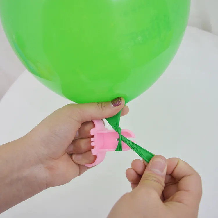 how to tie balloons easily