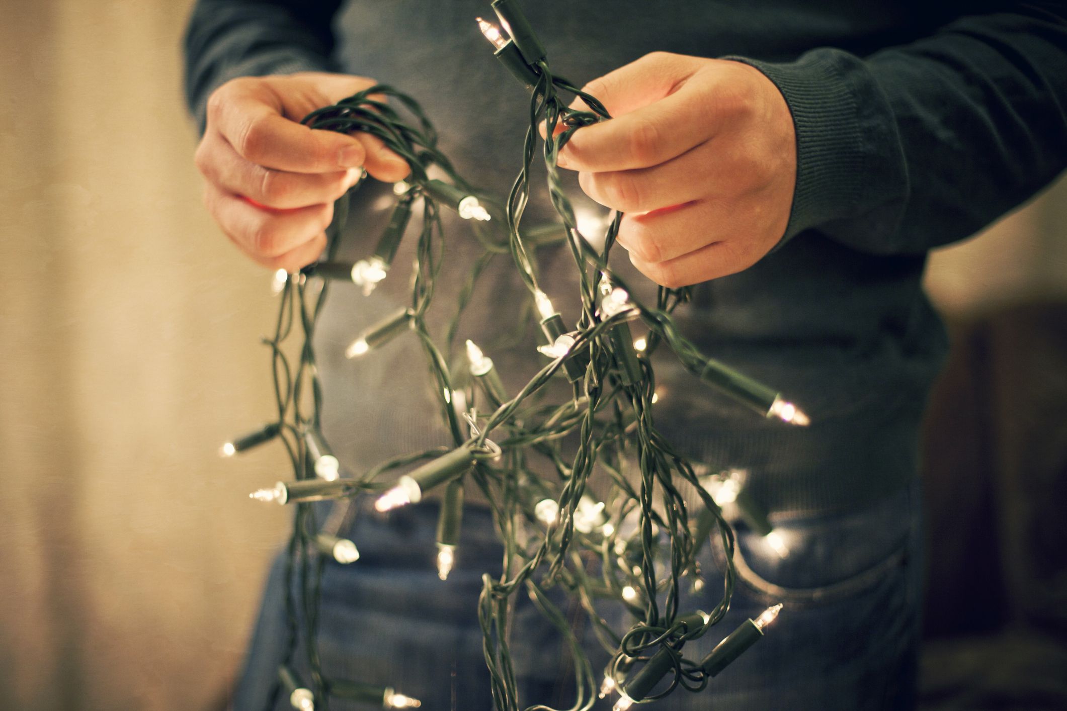Lighting Revival: Easy Fixes for Bringing String Lights Back to Life插图4