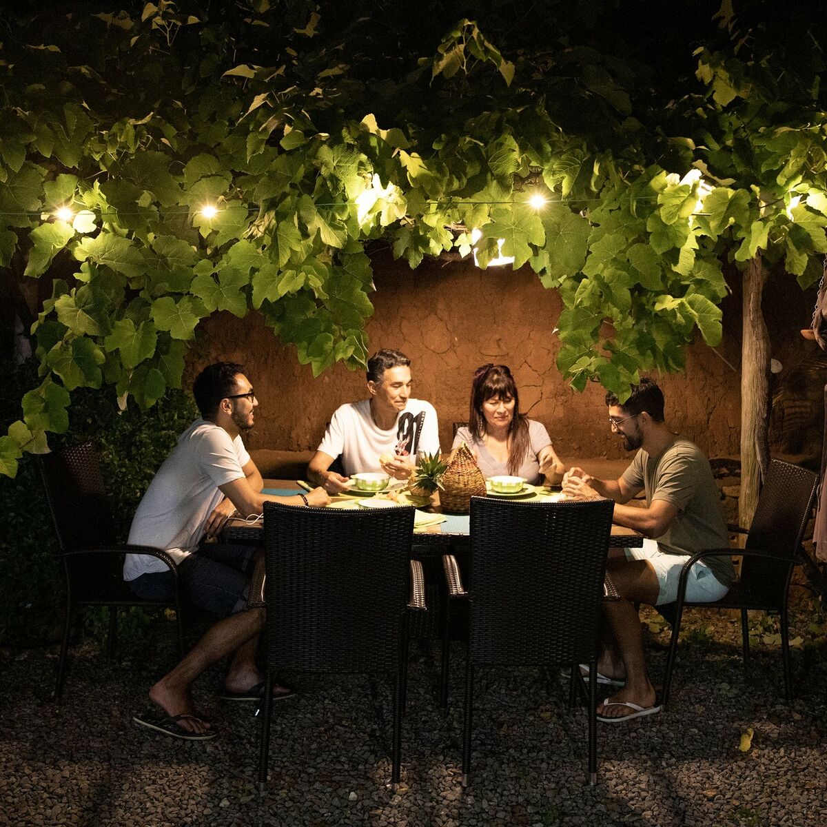 Outdoor Space: Exploring MPOWERD Luci Solar String Lights插图3